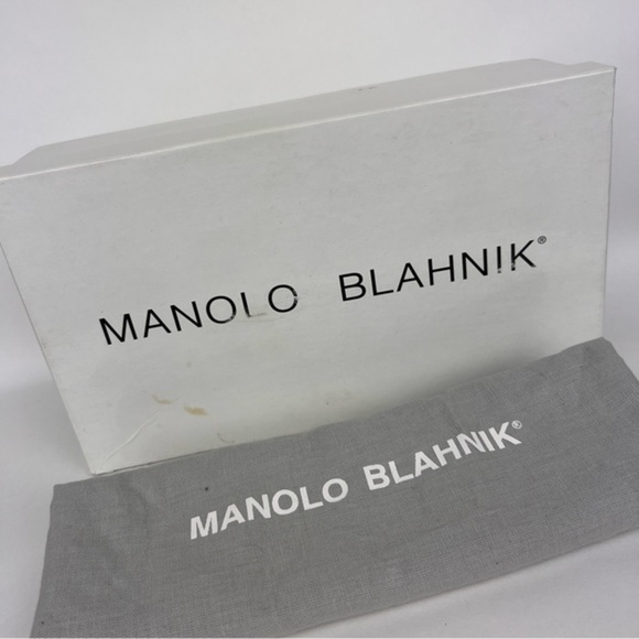 Manolo Blahnik Embellished Jewel Encrusted Crystal Carolyne Slingback Pumps - Picture 7 of 13